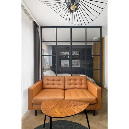 Center Modern By Ecru Wwa63 * ורשה